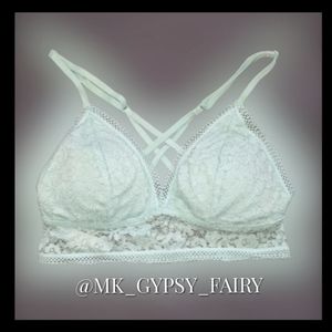 Donating Soon! Xhilaration Long Line Teal Lace Bralette Size Small